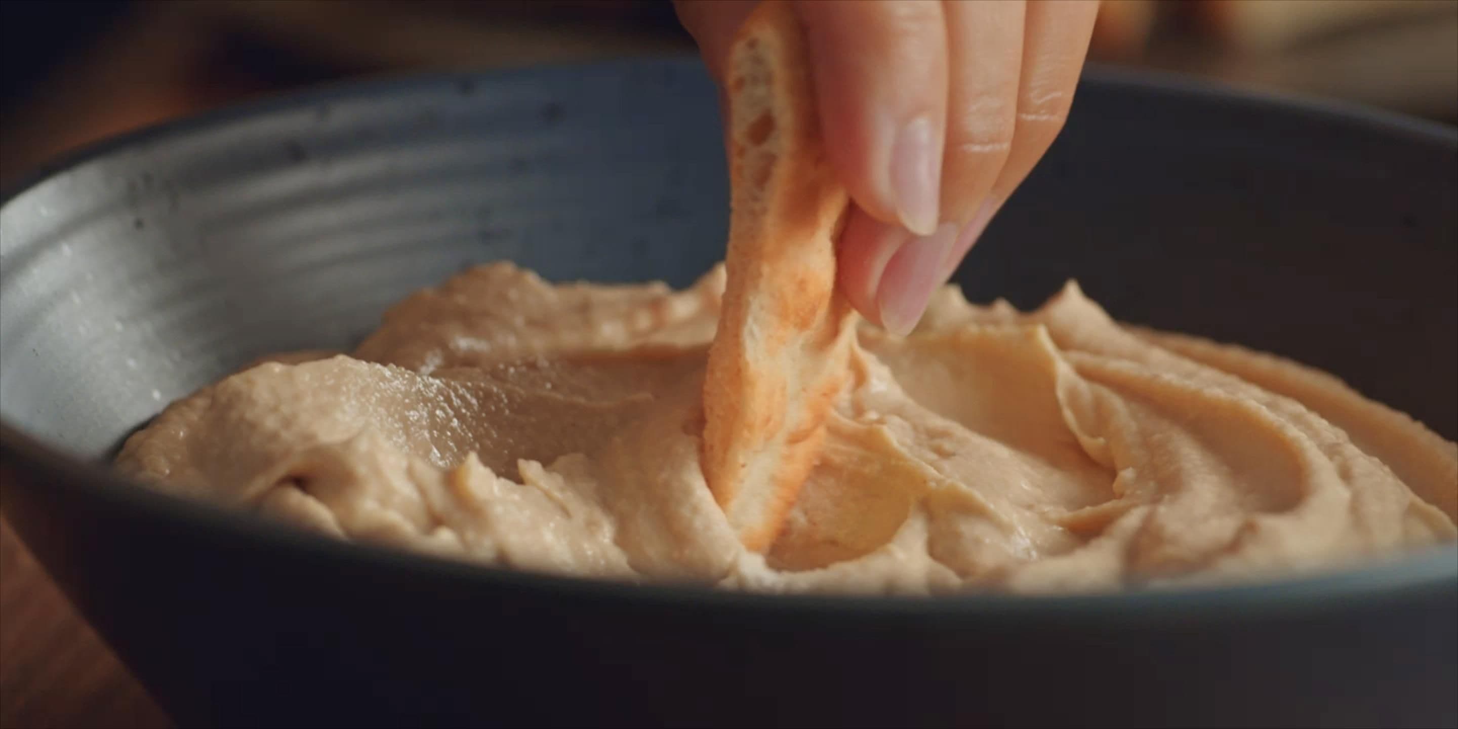 Hummus, Dips & Spreads